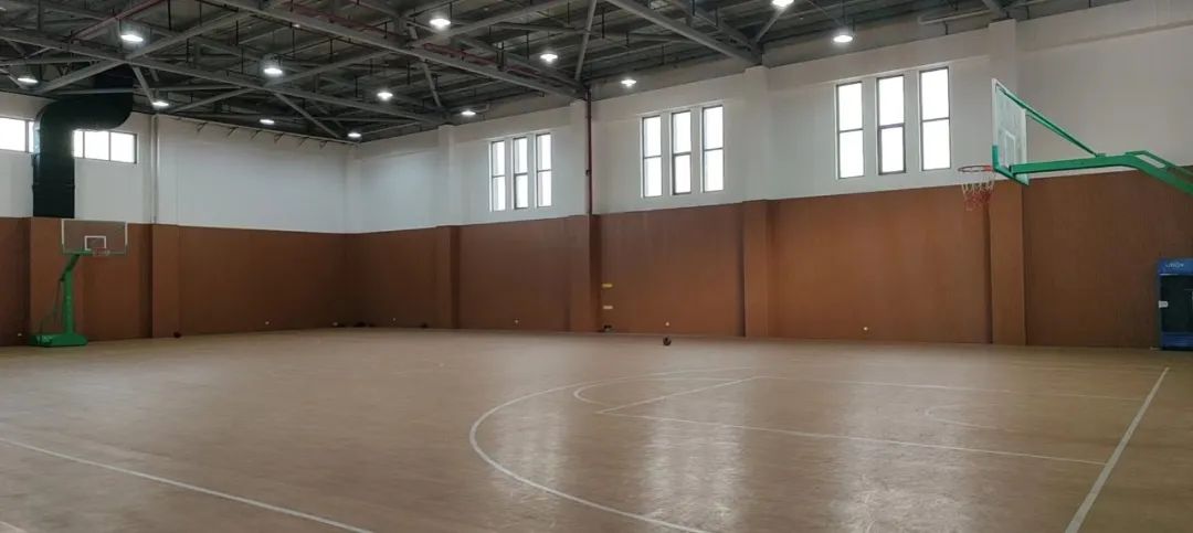 校友风采录|创业艰辛结硕果，情系母校扬风帆